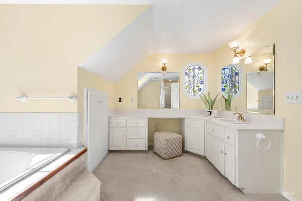 $1,100,000 | 4225 North Cole Lane, Boise, ID 83704