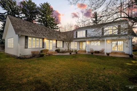 $1,100,000 | 4225 North Cole Lane, Boise, ID 83704