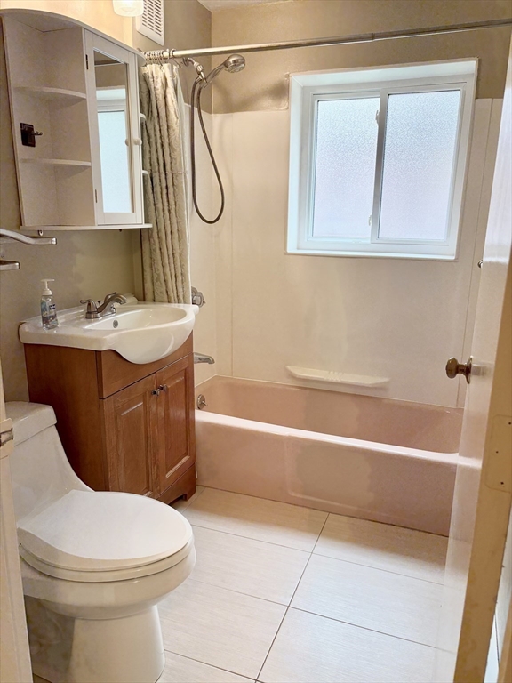 50 Bryon Road, Unit 4 Boston, MA 02467 - Photo 12 of 29