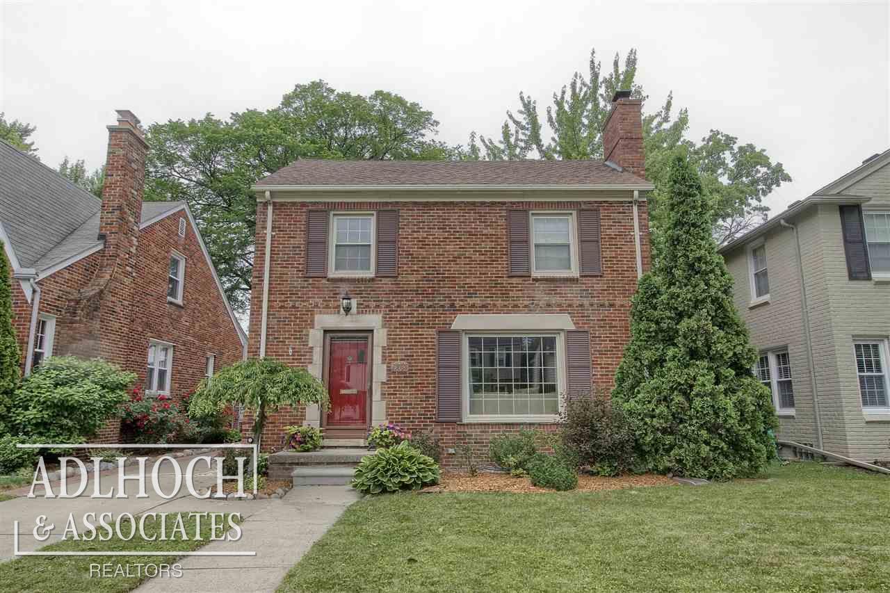 1608 Hampton Road Grosse Pointe Woods, MI 48236 - Photo 1 of 30