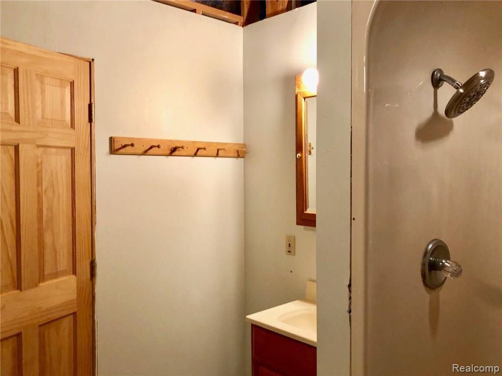 5380 Diehl Road Metamora, MI 48455 - Photo 27 of 79 IMG_0438.jpg