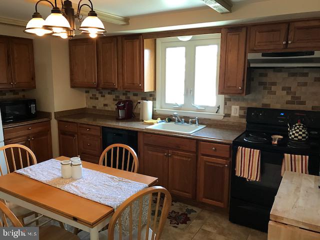 509 Maple Street Conshohocken, PA 19428 - Photo 5 of 16