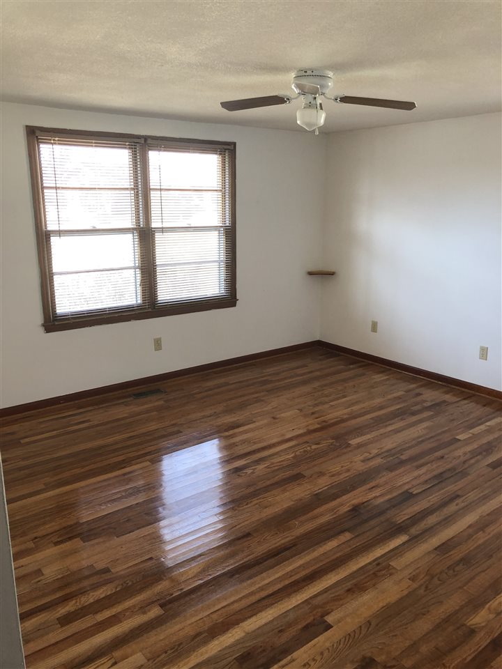 321 South 900 Pacolet, SC 29372 - Photo 4 of 19 Gallery Image 4