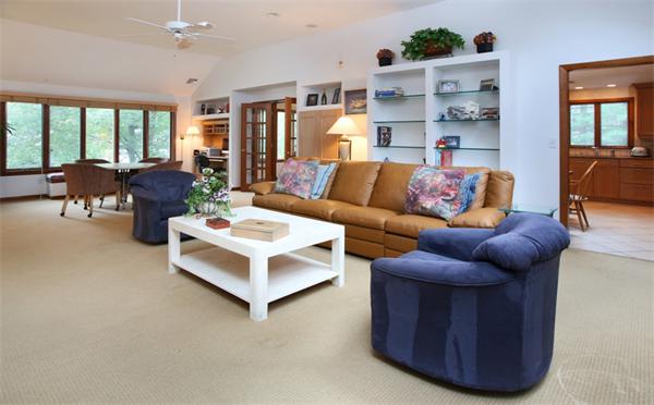14 Lynn Road Needham, MA 02494 - Photo 3 of 12
