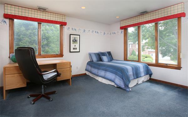 14 Lynn Road Needham, MA 02494 - Photo 8 of 12