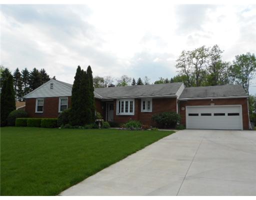 3125 Tuscarawas Road Beaver, PA 15009 - Photo 1 of 16 Exterior Front.