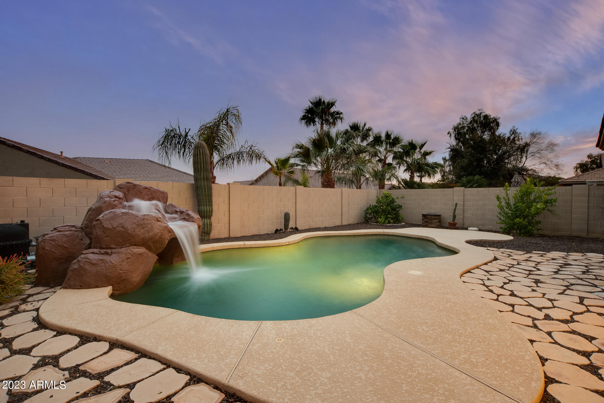 5225 West Red Bird Road Phoenix, AZ 85083 - Photo 30 of 32 Gallery Image 30