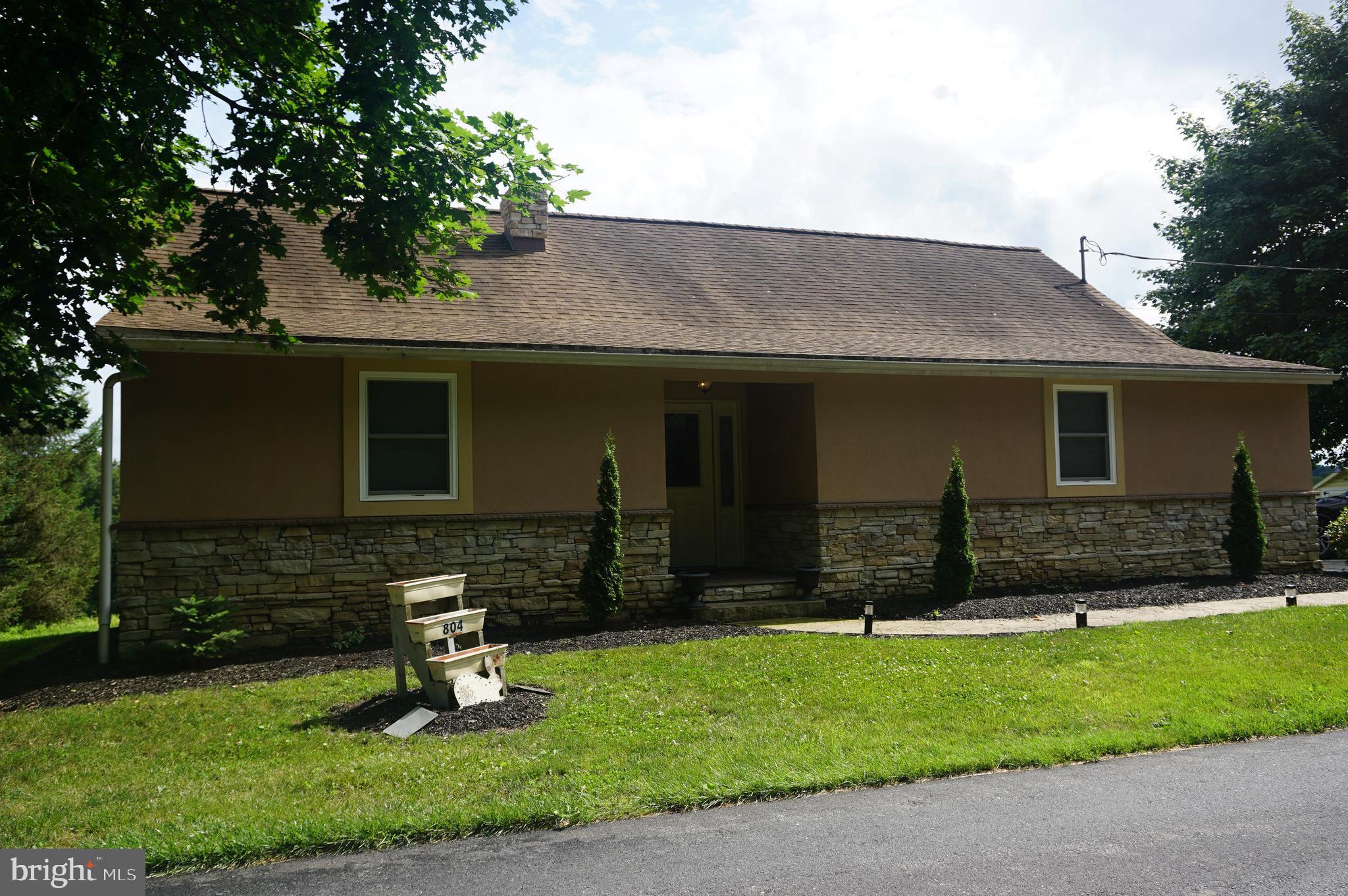 804 Old Commons Road Windsor, PA 17366 - Photo 3 of 46