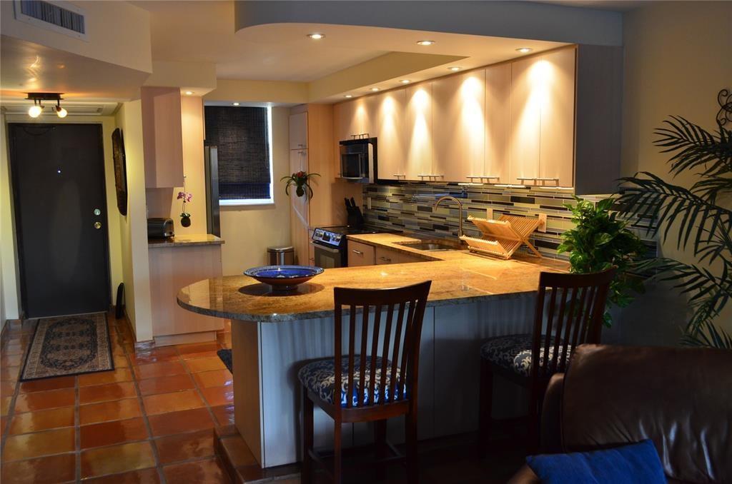 5300 Northeast 24th Terrace, Unit 126C Fort Lauderdale, FL 33308 - Photo 2 of 23