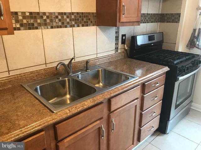 1001 Harwall Road Baltimore, MD 21207 - Photo 15 of 109