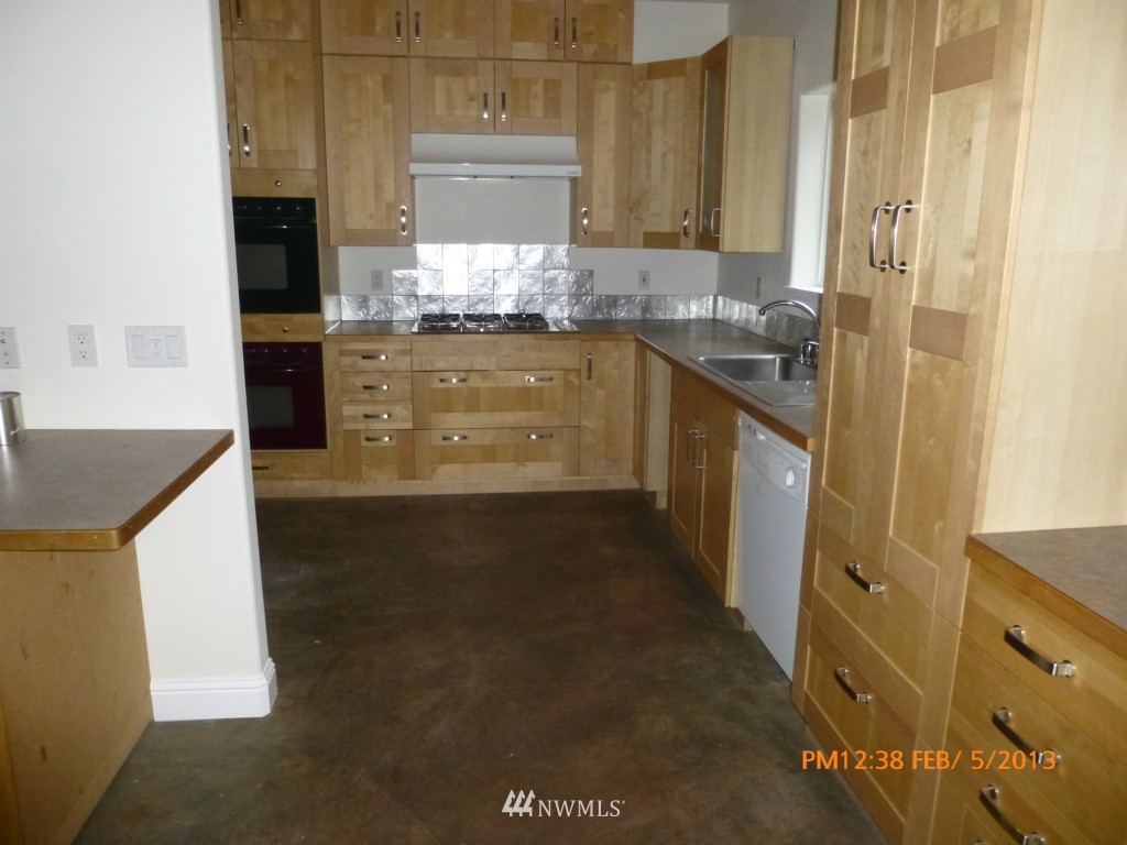 519 South Camano Ridge Road Camano Island, WA 98282 - Photo 4 of 15 Gallery Image 4