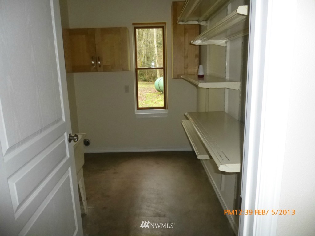 519 South Camano Ridge Road Camano Island, WA 98282 - Photo 6 of 15 Gallery Image 6