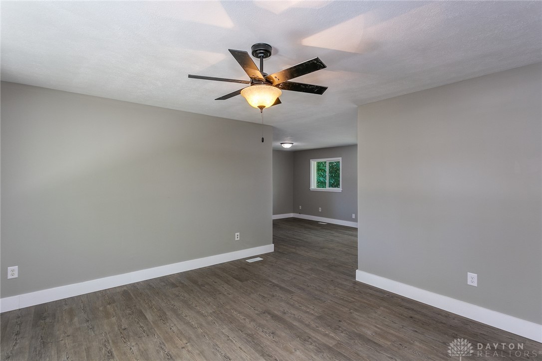 1321 Lee Road Troy, OH 45373 - Photo 3 of 27 Living room