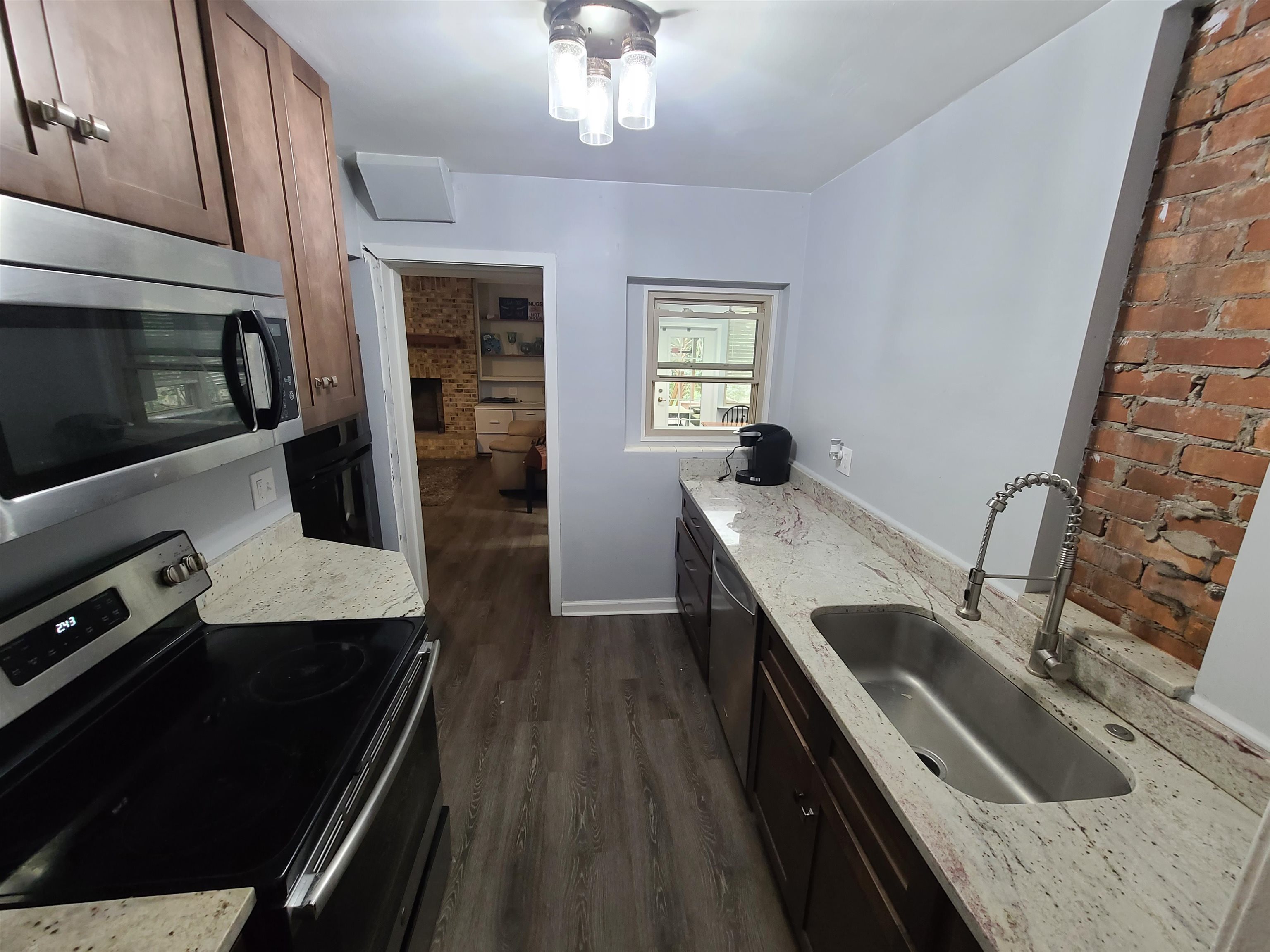 207 Edwards Street Tallahassee, FL 32304 - Photo 3 of 26