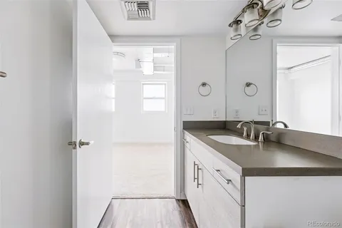 $260,000 | 2835 West Parkside Place, Unit 305, Denver, CO 80221