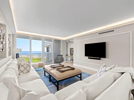 $3,150,000 | 2500 South Ocean Boulevard, Unit 3A3, Palm Beach, FL 33480