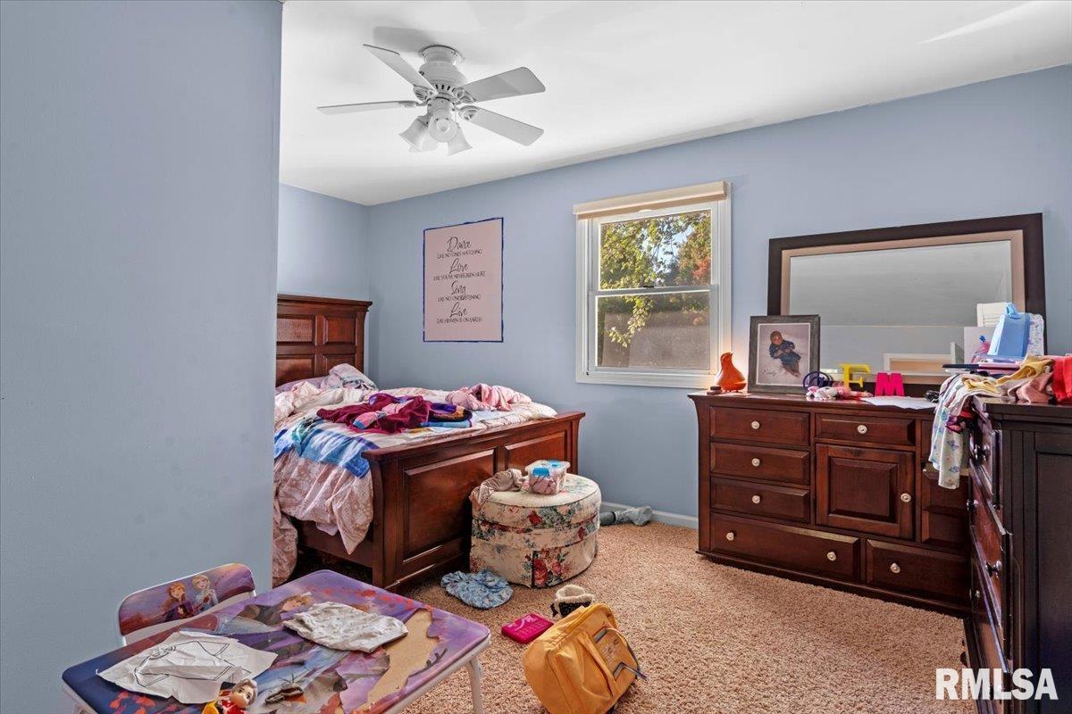 2424 Lindbergh Boulevard Springfield, IL 62704 - Photo 19 of 29