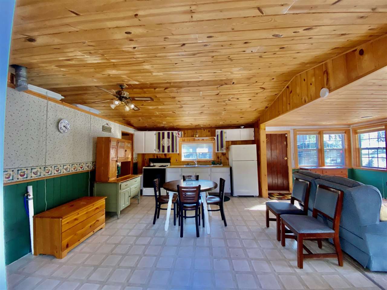 227 Mary-Jo Road Harrison, MI 48625 - Photo 12 of 23 Gallery Image 12