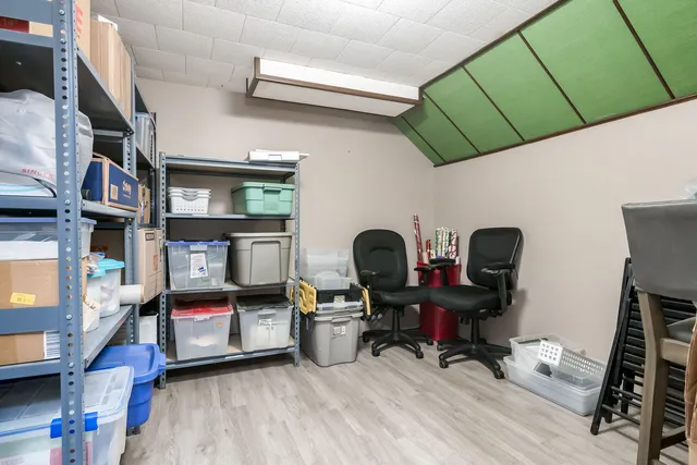 $679,900 | 522 Park Manor Court, Elmhurst, IL 60126