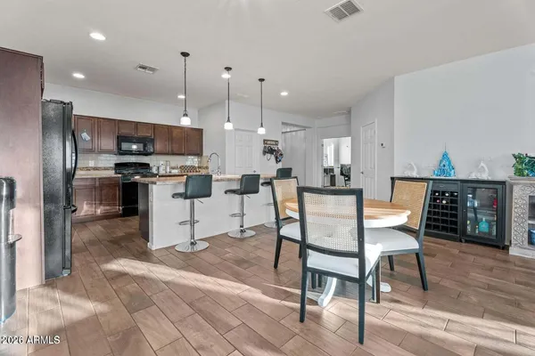 $2,300 | 4052 South 185th Avenue, Goodyear, AZ 85338