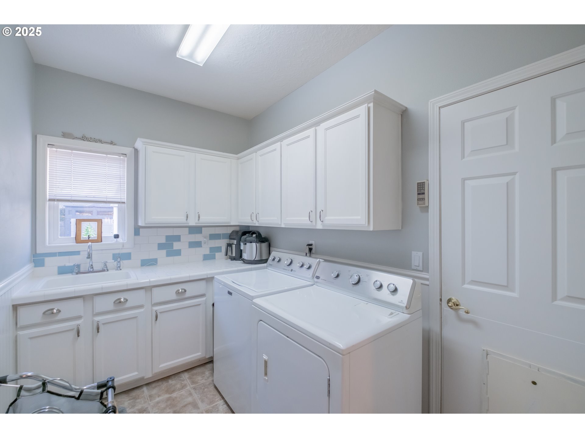 925 Scepter Court Northeast Salem, OR 97301 - Photo 34 of 48