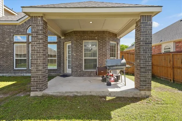 $700,000 | 2824 Pino, Grand Prairie, TX 75054
