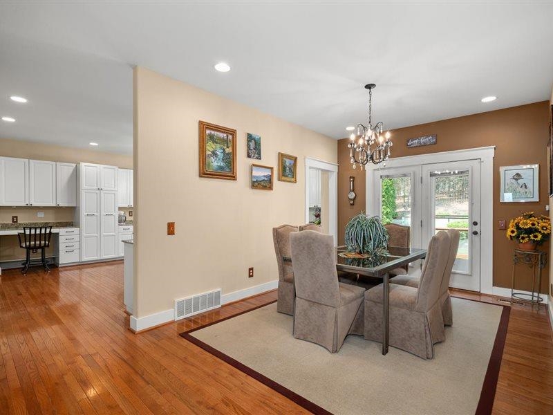 720 West Fender Road Deer Park, WA 99006 - Photo 5 of 31 Gallery Image 5