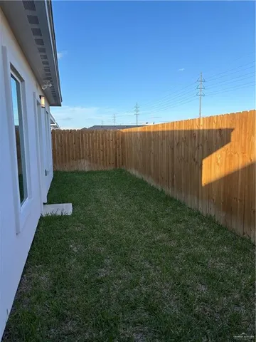 $1,300 | 508 North Emerald Avenue, Unit 2, Edinburg, TX 78539