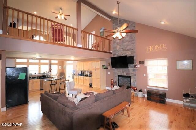 141 Maple Leaf Road Lackawaxen, PA 18435 - Photo 6 of 41 7. LIVING ROOM