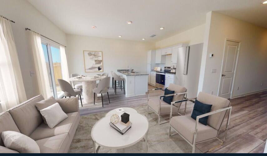 8867 Salamander Road, Unit 67 North Charleston, SC 29406 - Photo 5 of 8 Dining Lantern