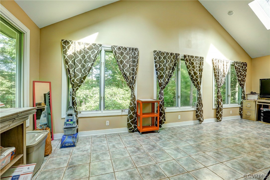 17253 Tulip Poplar Road Beaverdam, VA 23015 - Photo 19 of 36 Gallery Image 19