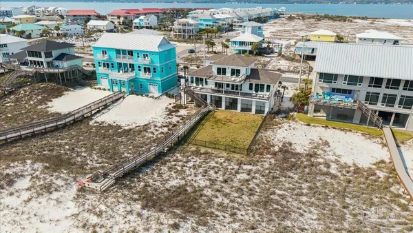 $2,990,000 | 7515 Gulf Boulevard, Navarre Beach, FL 32566