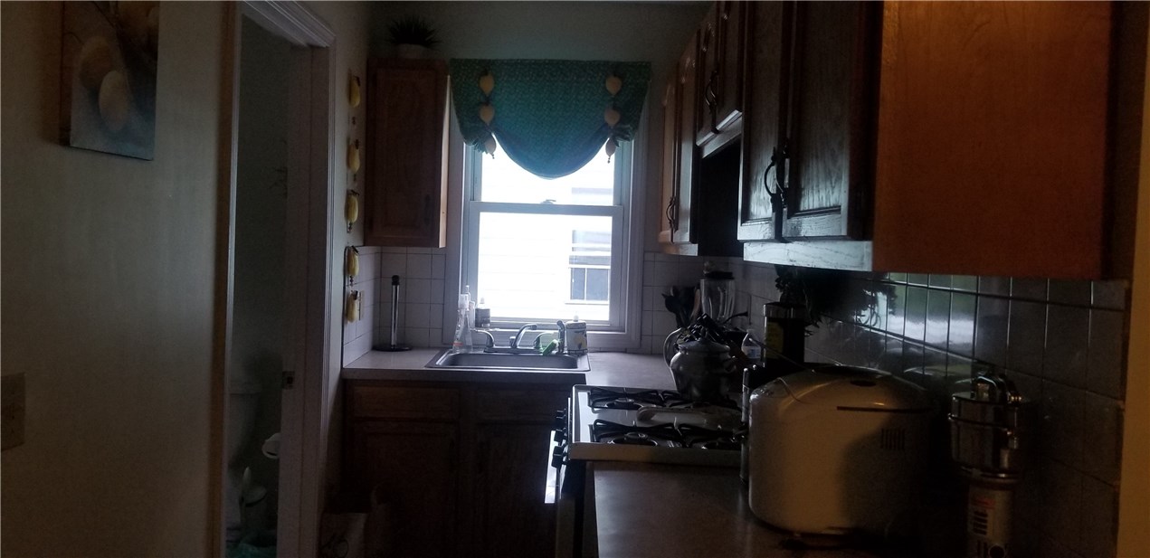 460 Mineral Spring Avenue Pawtucket, RI 02860 - Photo 7 of 15