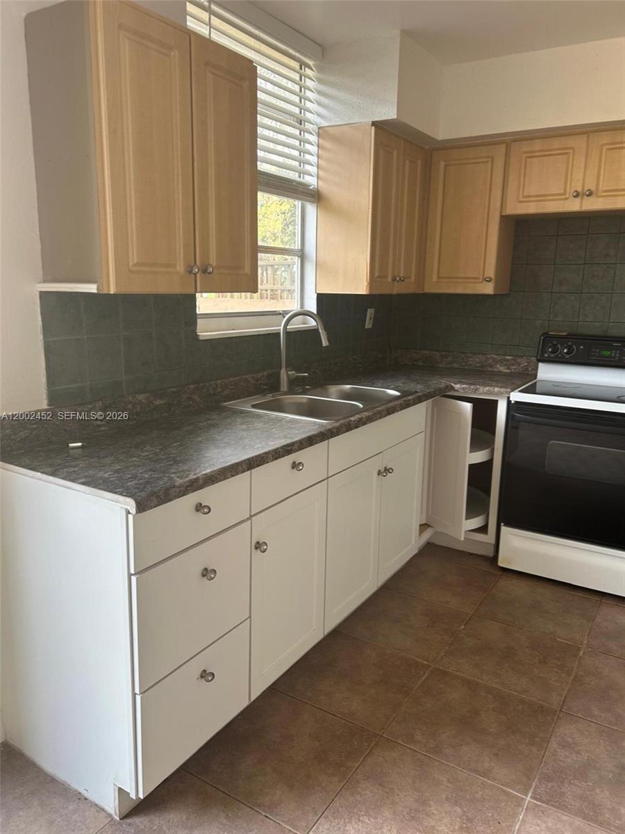 6100 Southwest 68th Street, Unit 58 South Miami, FL 33143 - Photo 1 of 16