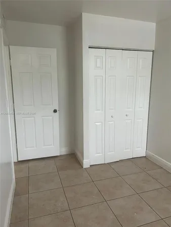 $2,450 | 6100 Southwest 68th Street, Unit 58, South Miami, FL 33143