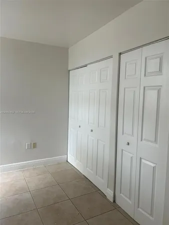 $2,450 | 6100 Southwest 68th Street, Unit 58, South Miami, FL 33143