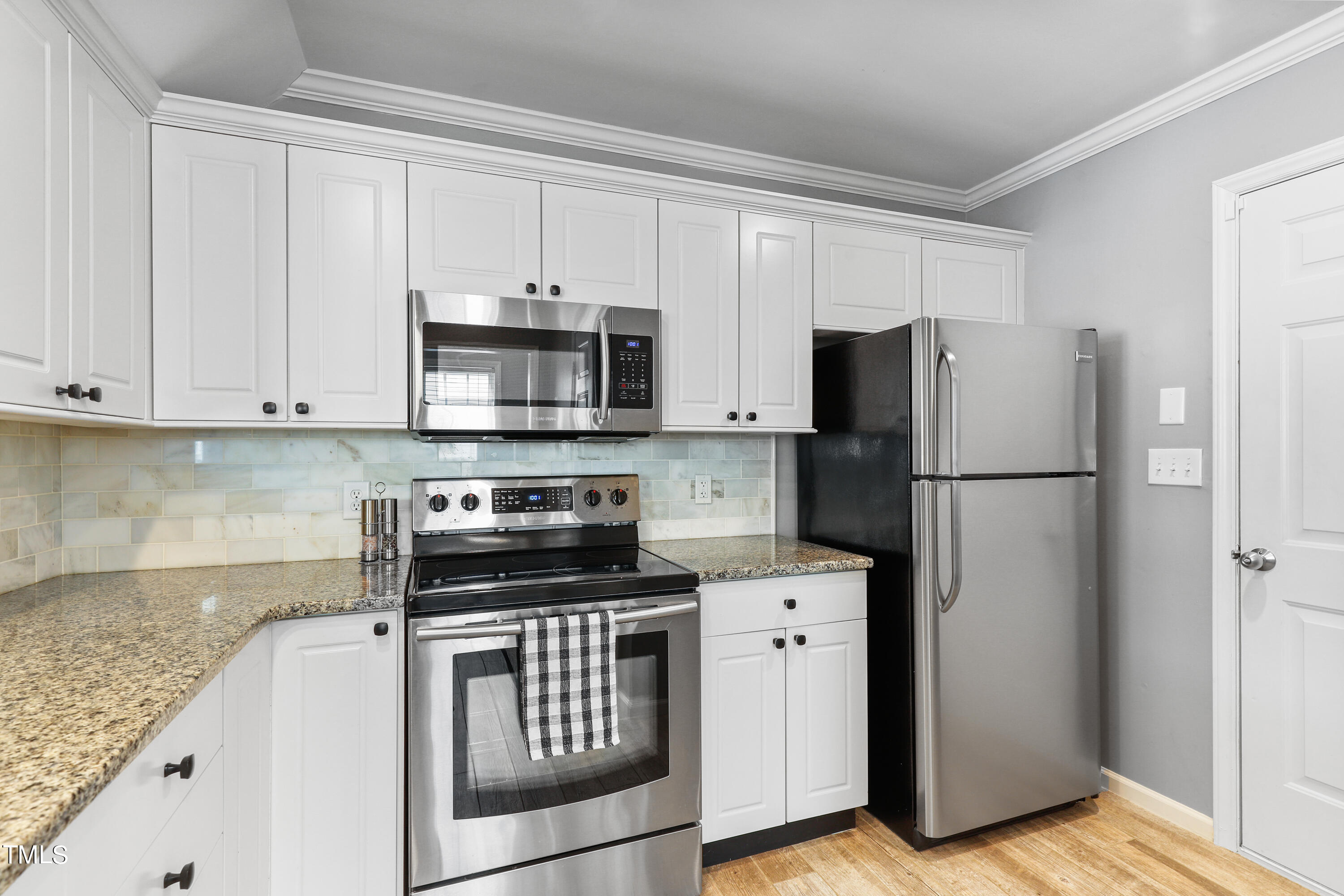 5308 Eagle Trace Drive Raleigh, NC 27604 - Photo 4 of 23 7