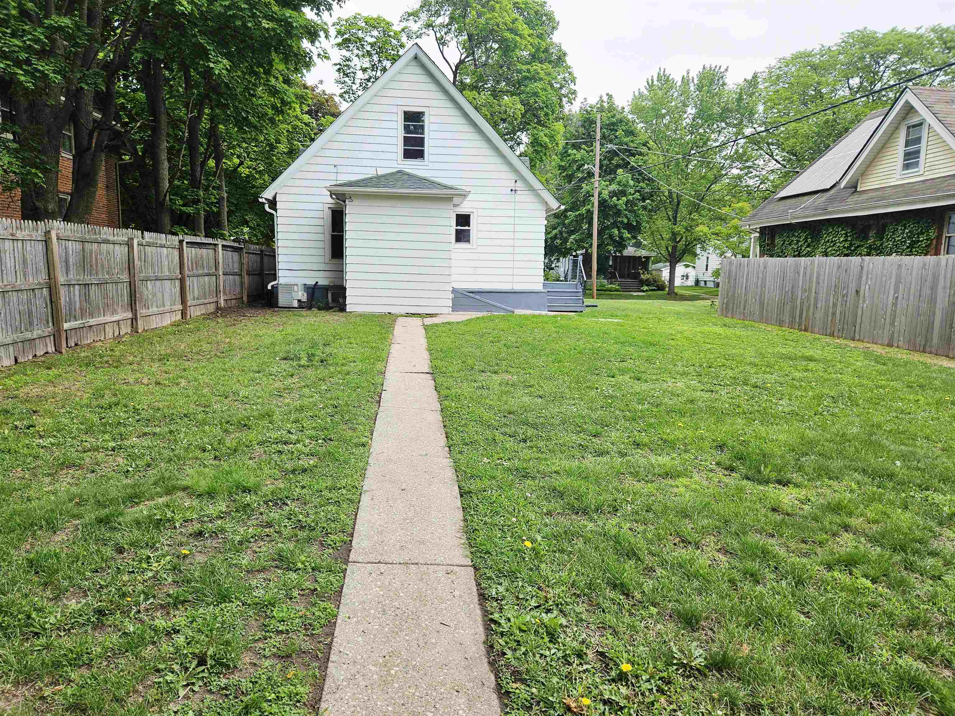 402 Rome Avenue Rockford, IL 61107 - Photo 13 of 15 Gallery Image 13
