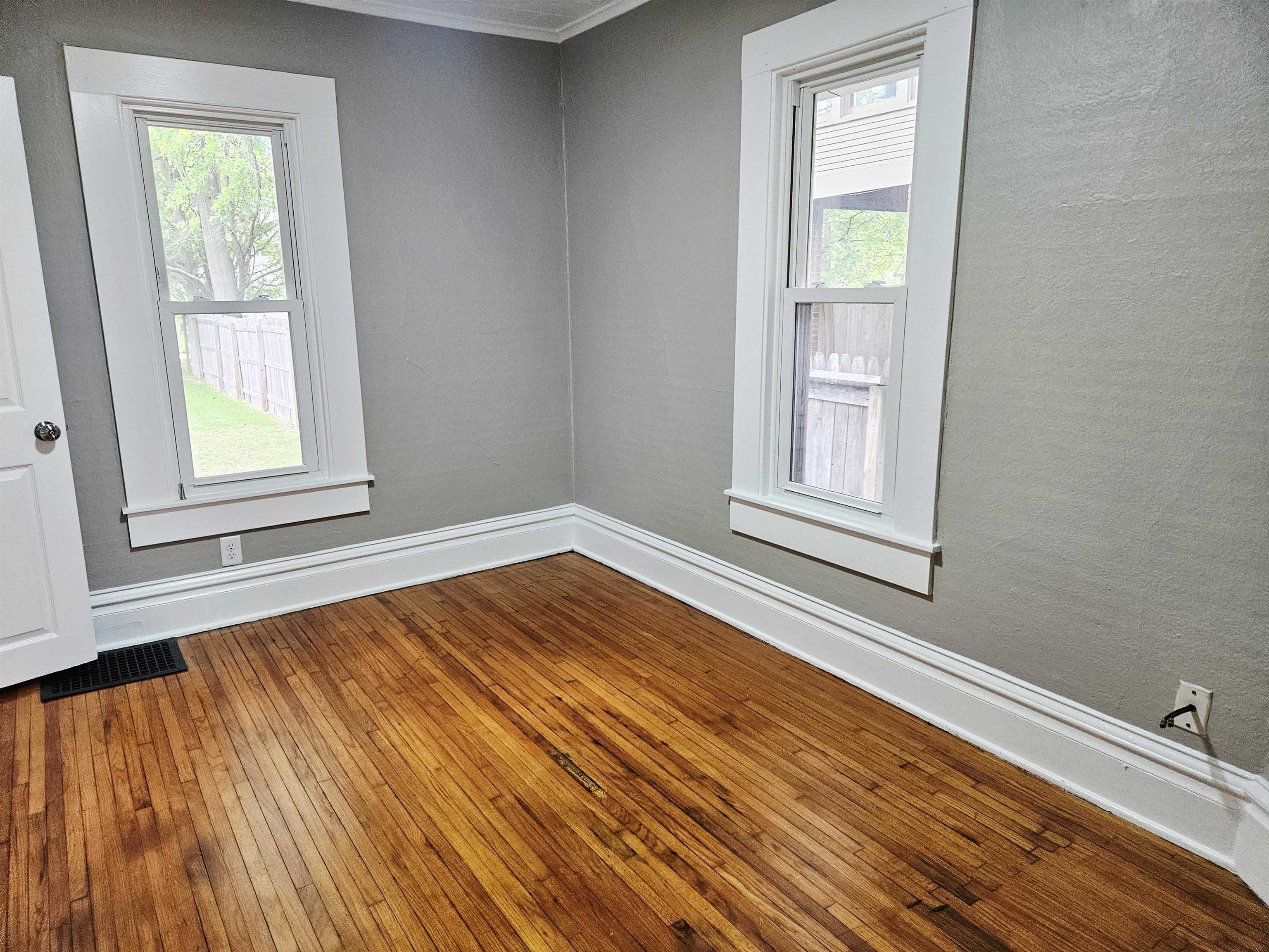 402 Rome Avenue Rockford, IL 61107 - Photo 8 of 15 Gallery Image 8