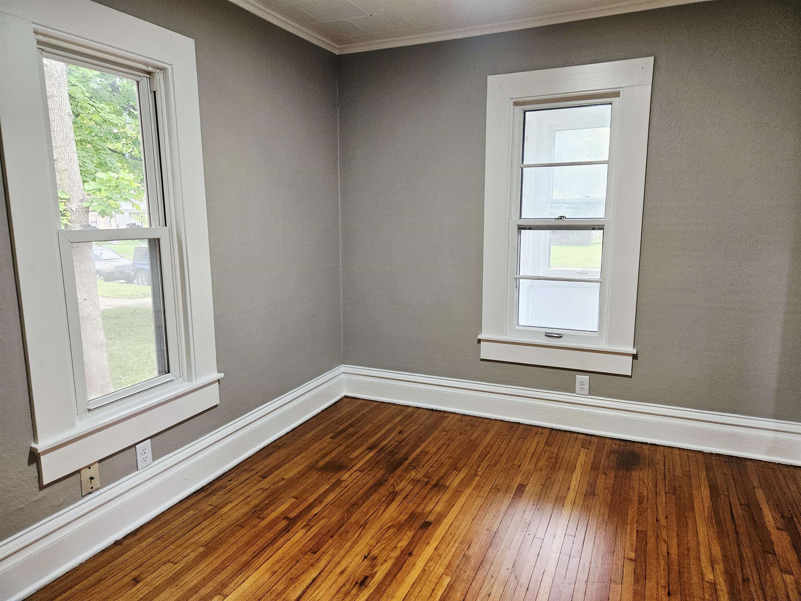 402 Rome Avenue Rockford, IL 61107 - Photo 9 of 15 Gallery Image 9