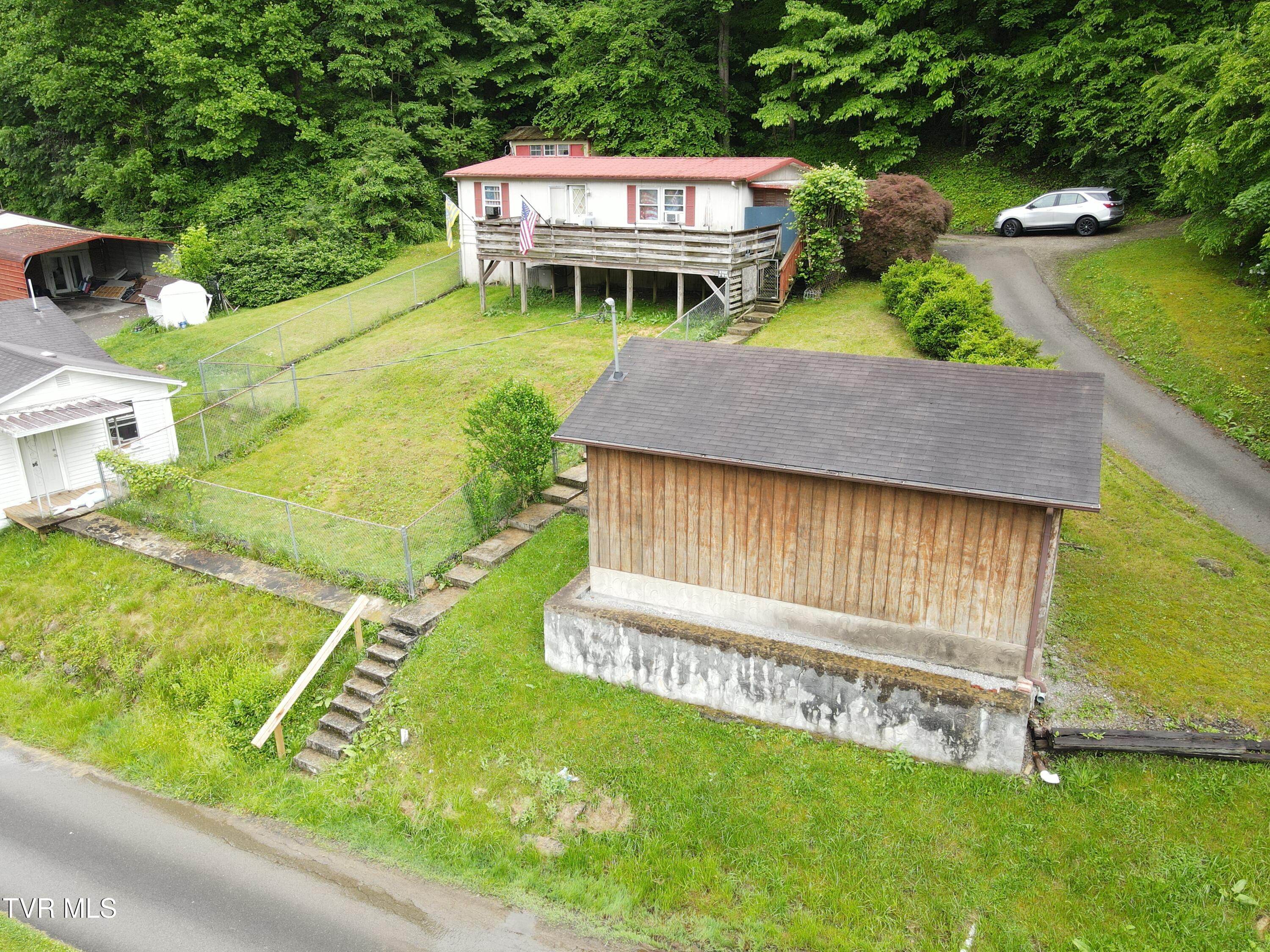 8126 South River Road Pound, VA 24279 - Photo 6 of 35 DJI_0565