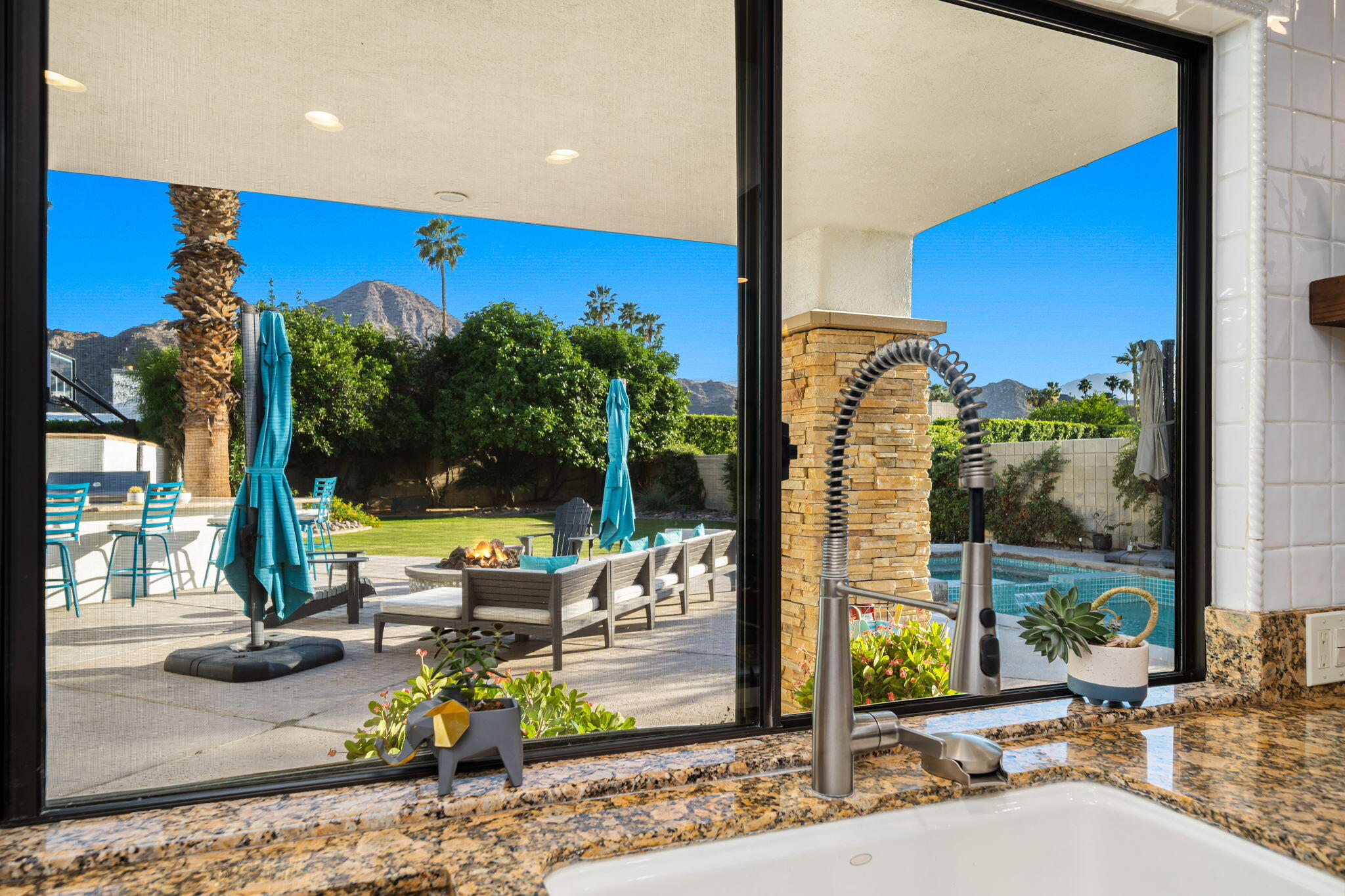 45855 Apache Road Indian Wells, CA 92210 - Photo 12 of 77 75-web-or-mls-TKApache_OPMG_0426_075