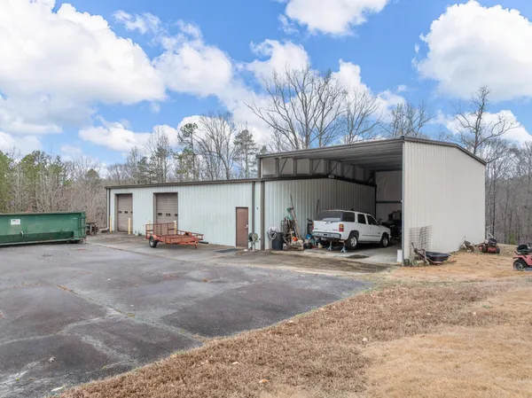 $560,000 | 170 Oak Ridge Drive, Jonesville, SC 29353