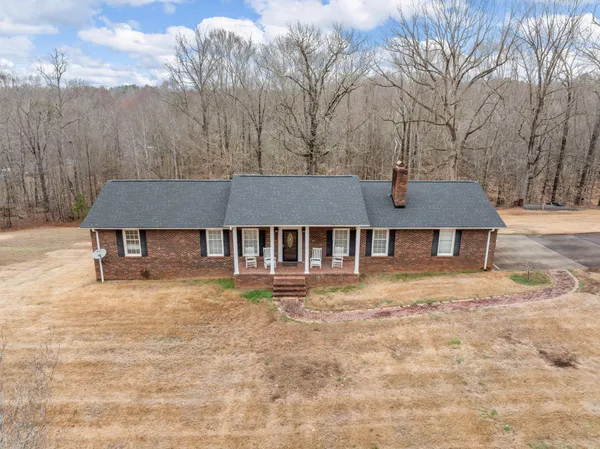 $560,000 | 170 Oak Ridge Drive, Jonesville, SC 29353