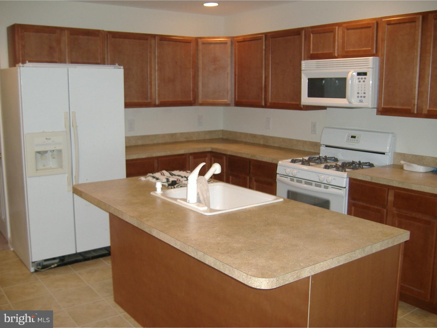 307 Yale Road South Glassboro, NJ 08028 - Photo 3 of 8
