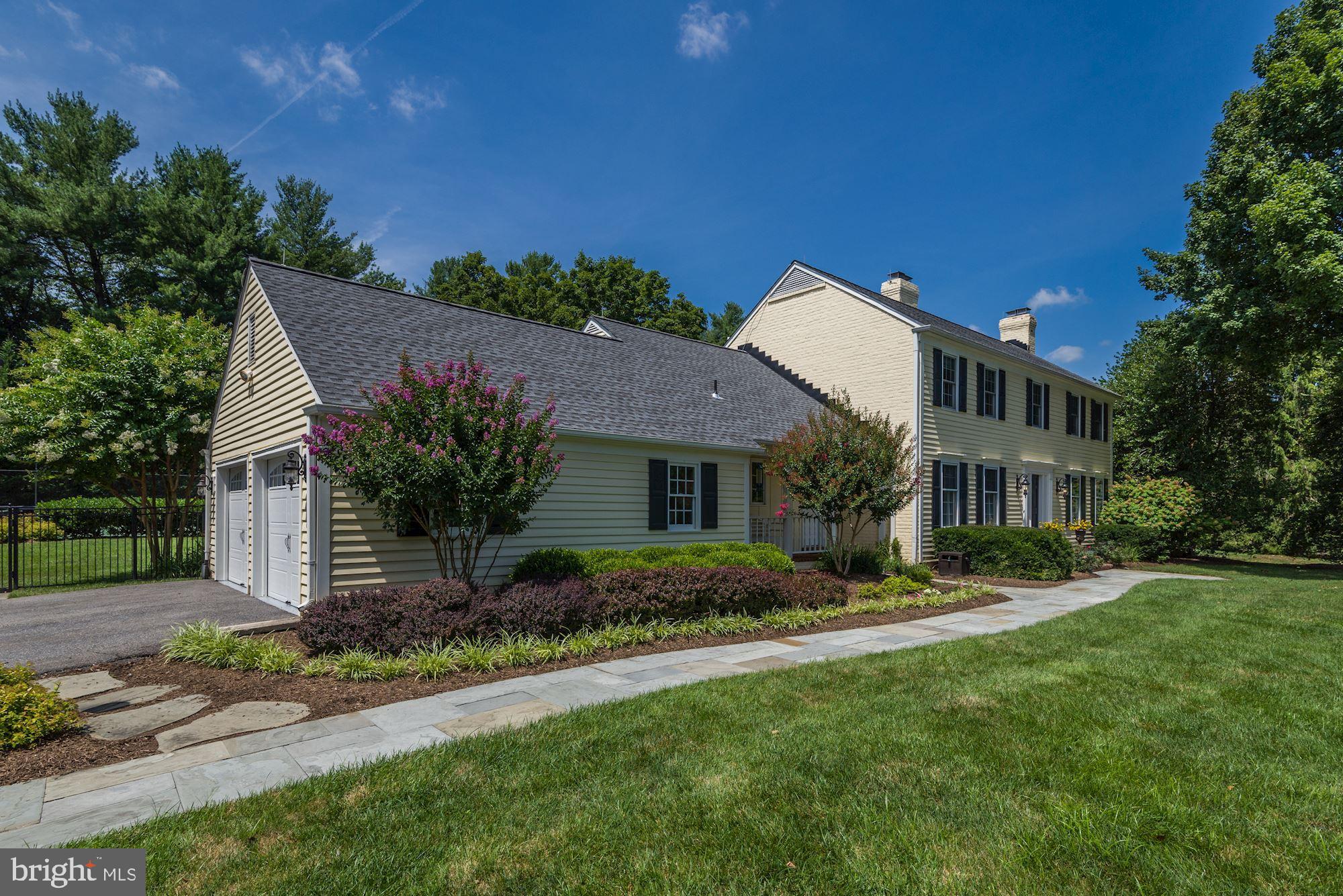 6 Beall Spring Court Potomac, MD 20854 - Photo 53 of 54 Paved Walkways