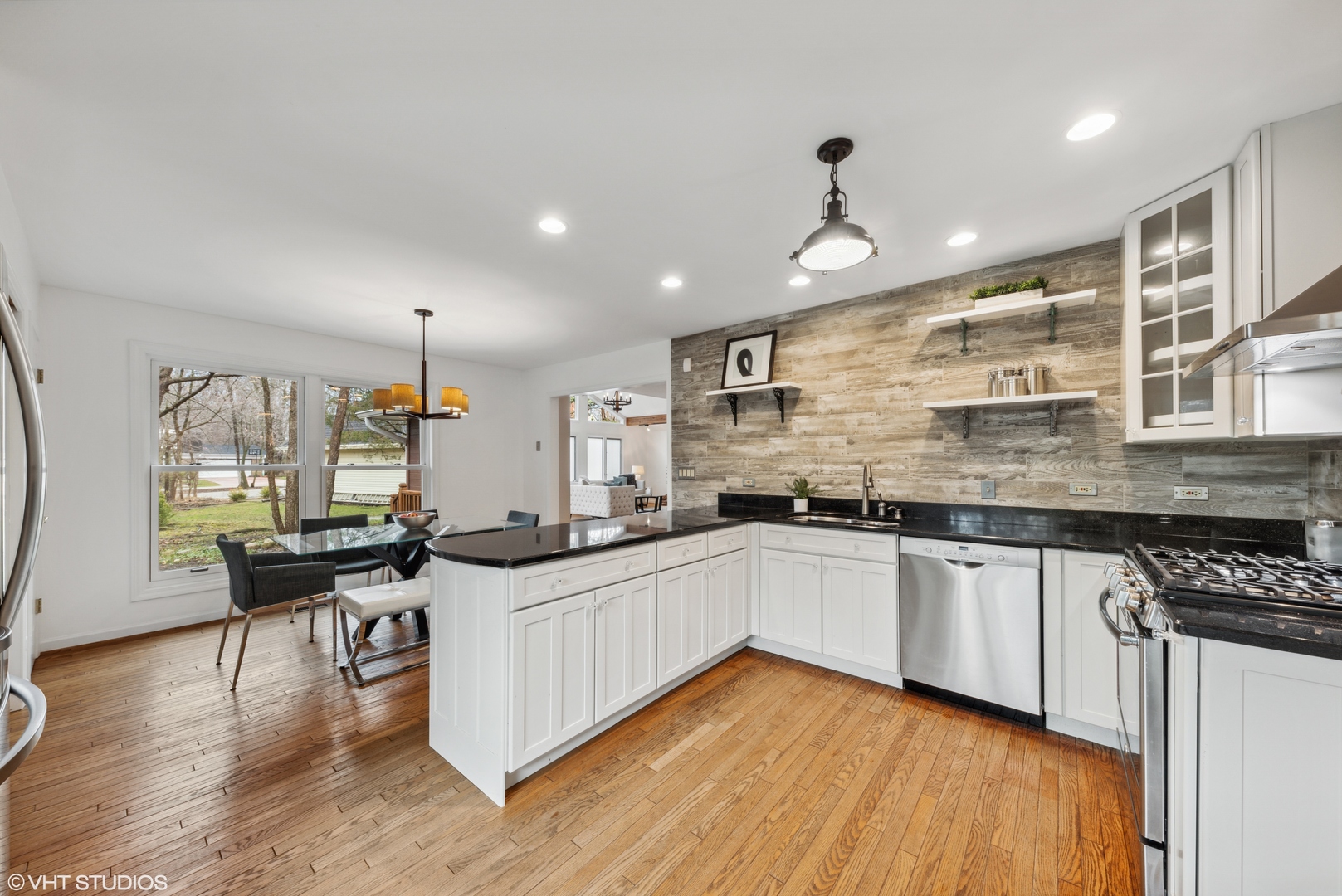 4 Rosewood Road Rolling Meadows, IL 60008 - Photo 13 of 30
