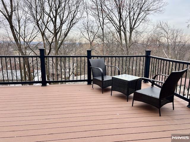 661 Clinton Place Ridgefield, NJ 07657 - Photo 6 of 25