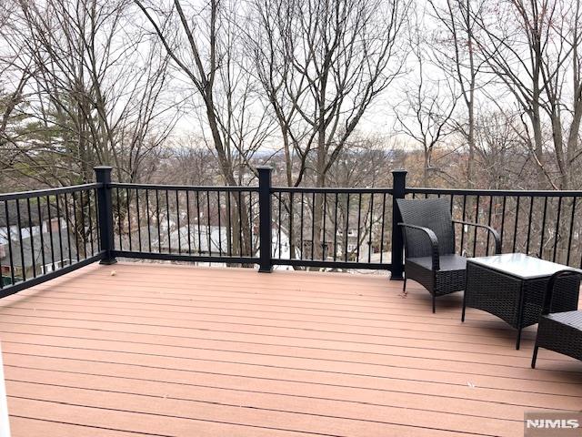 661 Clinton Place Ridgefield, NJ 07657 - Photo 7 of 25