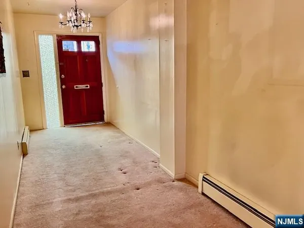 $821,000 | 661 Clinton Place, Ridgefield, NJ 07657